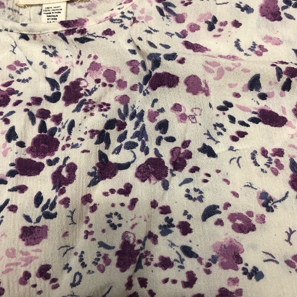 Billabong purple and lavender flowered crop top, baby tee, medium - Picture 5 of 11